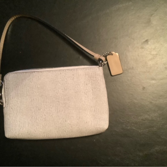 Coach wristlet - Picture 2 of 2